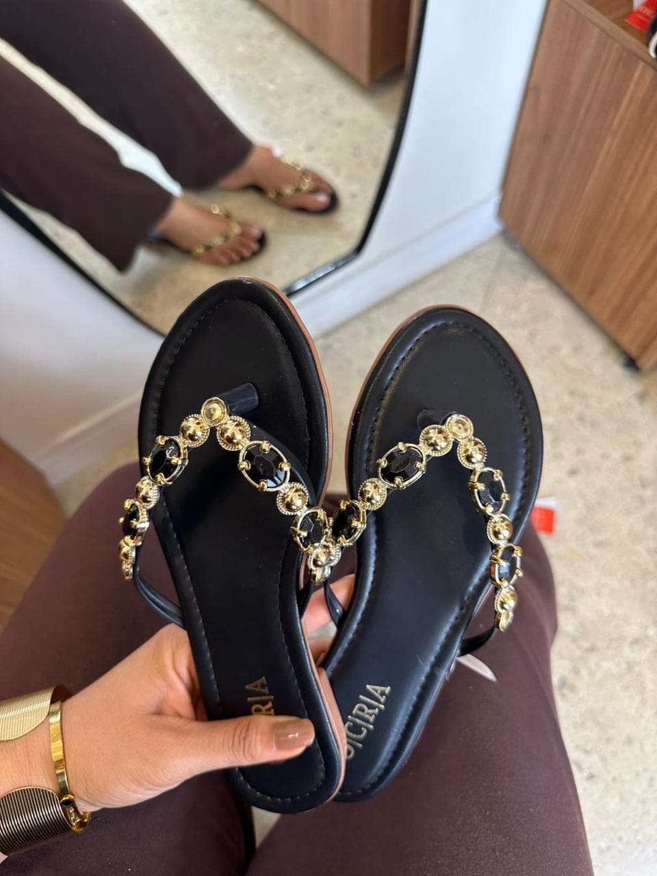 Rast Safira Bico Redondo — 2